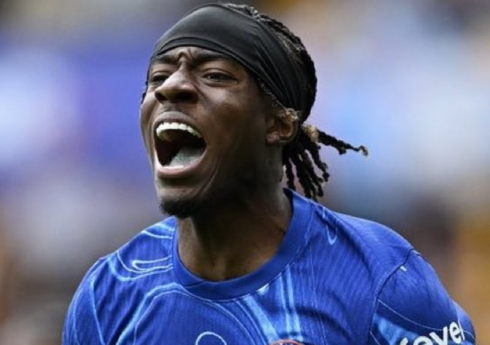 英超第13轮：马杜埃凯战旧主，赛场情绪风波引关注