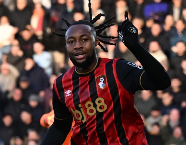 塞梅尼奥转会风云：曼城接近签下，曼联获悉决定